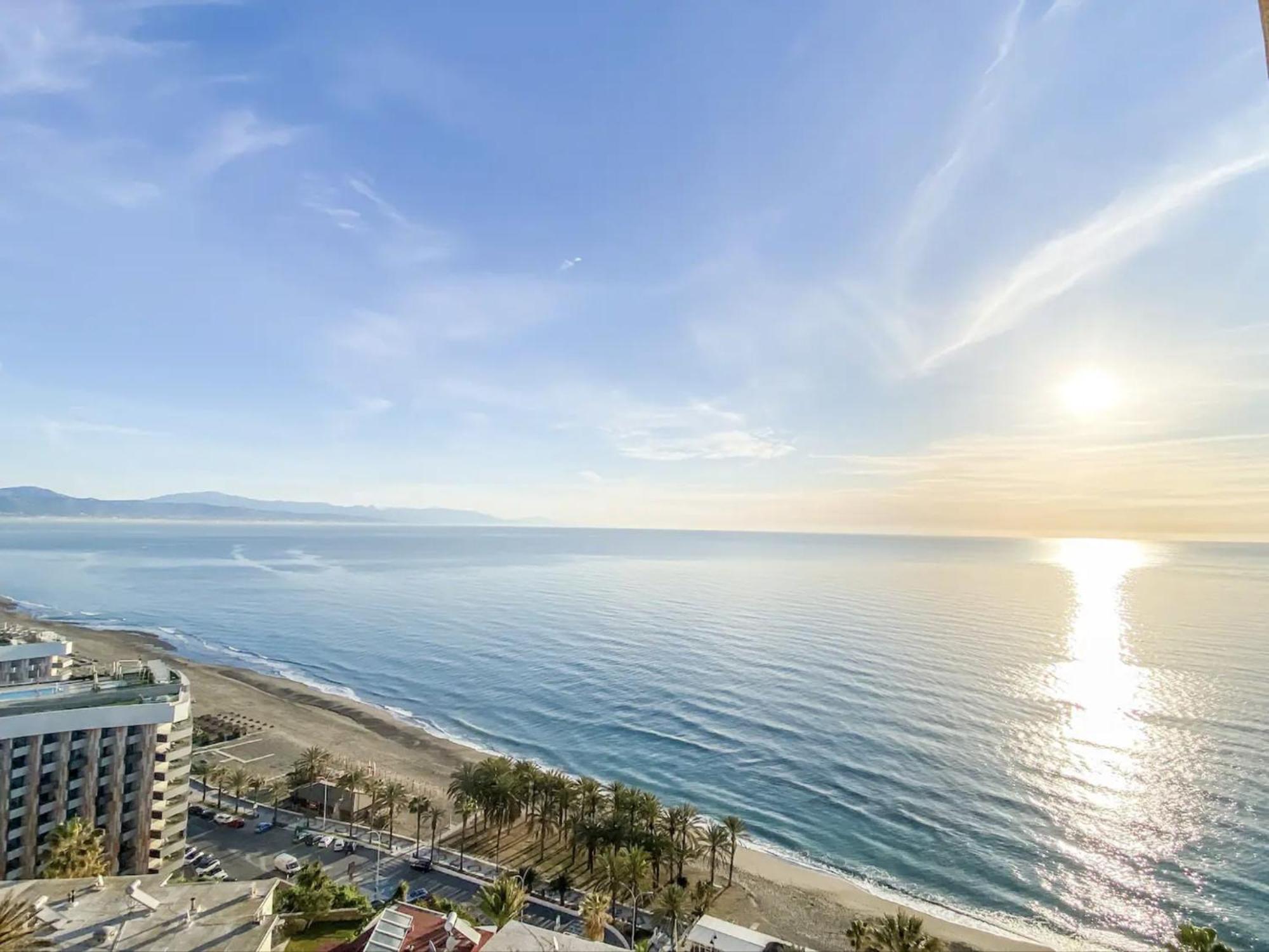 Apartamento Moderno Con Vistas Panoramicas Torremolinos Dış mekan fotoğraf