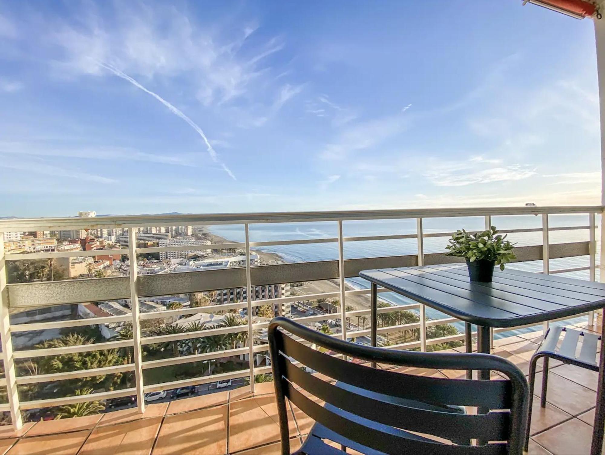 Apartamento Moderno Con Vistas Panoramicas Torremolinos Dış mekan fotoğraf
